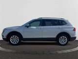 Used 2018 Volkswagen Tiguan SE w/ Panoramic Sunroof Package image 2
