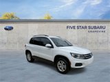 Used 2016 Volkswagen Tiguan S image 2