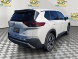 Used 2023 Nissan Rogue SV image 5