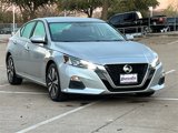 Used 2022 Nissan Altima 2.5 SV image 2