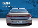 Used 2022 Hyundai Elantra SEL image 5
