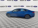 Used 2017 Ford Fusion SE w/ Fusion SE Technology Package image 5