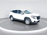 Used 2024 GMC Terrain SLE image 2