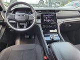 Used 2023 Jeep Grand Cherokee L Laredo image 4
