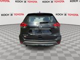 Used 2018 Nissan Rogue S image 5