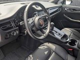 Certified 2024 Porsche Macan image 4