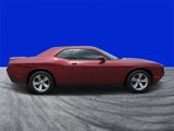 Used 2019 Dodge Challenger SXT image 2