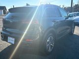 Used 2020 Kia Niro EX Premium w/ Cold Weather Package image 3