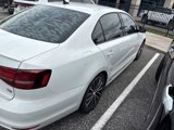 Used 2016 Volkswagen Jetta Sport image 4