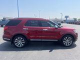 Used 2019 Ford Explorer Platinum image 2