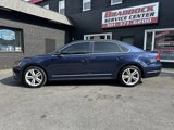 Used 2013 Volkswagen Passat TDI SEL Premium image 2