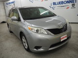 Used 2014 Toyota Sienna LE image 4