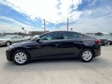 Used 2017 Hyundai Elantra SE image 5