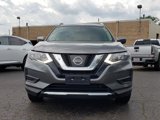 Used 2017 Nissan Rogue SV image 2