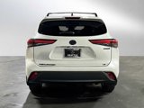 Used 2023 Toyota Highlander LE image 4