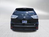 Used 2020 Toyota Sienna SE image 4
