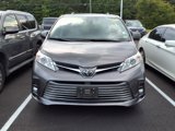 Used 2018 Toyota Sienna XLE image 2