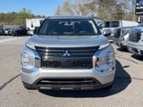 Used 2022 Mitsubishi Outlander ES image 3