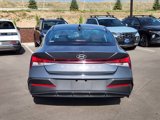Used 2024 Hyundai Elantra SE image 3