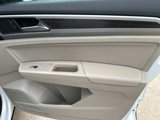 Used 2018 Volkswagen Atlas SE image 3