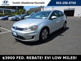 Used 2016 Volkswagen e-Golf SE image 3