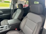 Used 2019 Chevrolet Traverse LT image 3