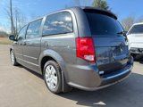 Used 2016 Dodge Grand Caravan image 3