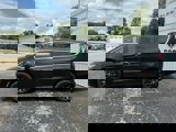 Used 2023 Chrysler Pacifica Touring-L image 4