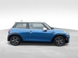 Used 2022 MINI Cooper 2-Door Hardtop w/ Signature Upholstery Package image 3