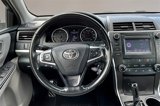 Used 2016 Toyota Camry SE image 5