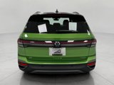 New 2025 Volkswagen Taos SE image 4