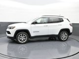 Used 2024 Jeep Compass Latitude image 4