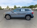Used 2022 Volkswagen Taos SE image 4