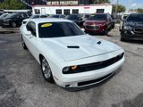 Used 2020 Dodge Challenger SXT image 2