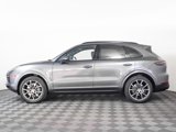 Used 2019 Porsche Cayenne S image 2