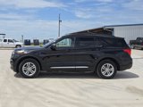 Used 2022 Ford Explorer XLT w/ Equipment Group 202A image 4
