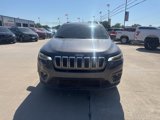 Used 2019 Jeep Cherokee Latitude Plus image 2