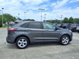 Used 2020 Ford Edge SE image 2