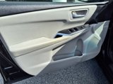 Certified 2016 Toyota Camry SE image 6