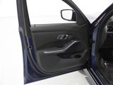 Certified 2022 BMW 330i xDrive Sedan w/ Driving Assistance Package image 4