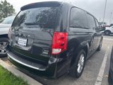 Used 2019 Dodge Grand Caravan SXT image 2