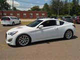 Used 2016 Hyundai Genesis 3.8 image 2