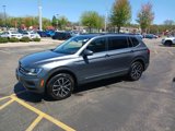 Used 2021 Volkswagen Tiguan SE w/ Panoramic Sunroof Package image 2