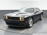 Used 2017 Dodge Challenger SXT image 5