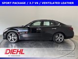 Used 2018 INFINITI Q70 Luxe w/ Sport Package image 4