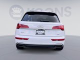Used 2022 Audi Q5 2.0T Premium w/ Convenience Package image 5