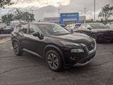 Used 2023 Nissan Rogue SV image 2