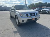Used 2019 Nissan Frontier SV image 2