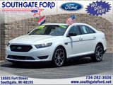 Used 2013 Ford Taurus SHO image 2