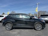 Used 2023 Nissan Kicks SV image 4